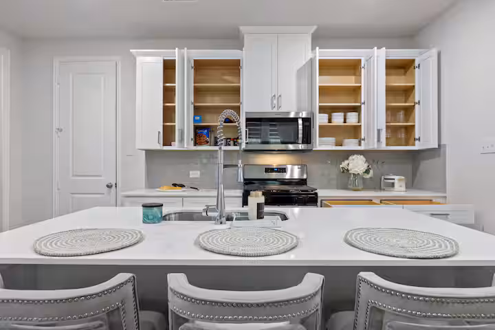Home 6f9f8ac6 f828 4c1e 9ab4 c72e8a1f6d19